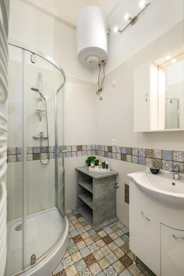 Ja18 Downtown Pearl - 2 Bedroom Apartment Budapest Exterior foto