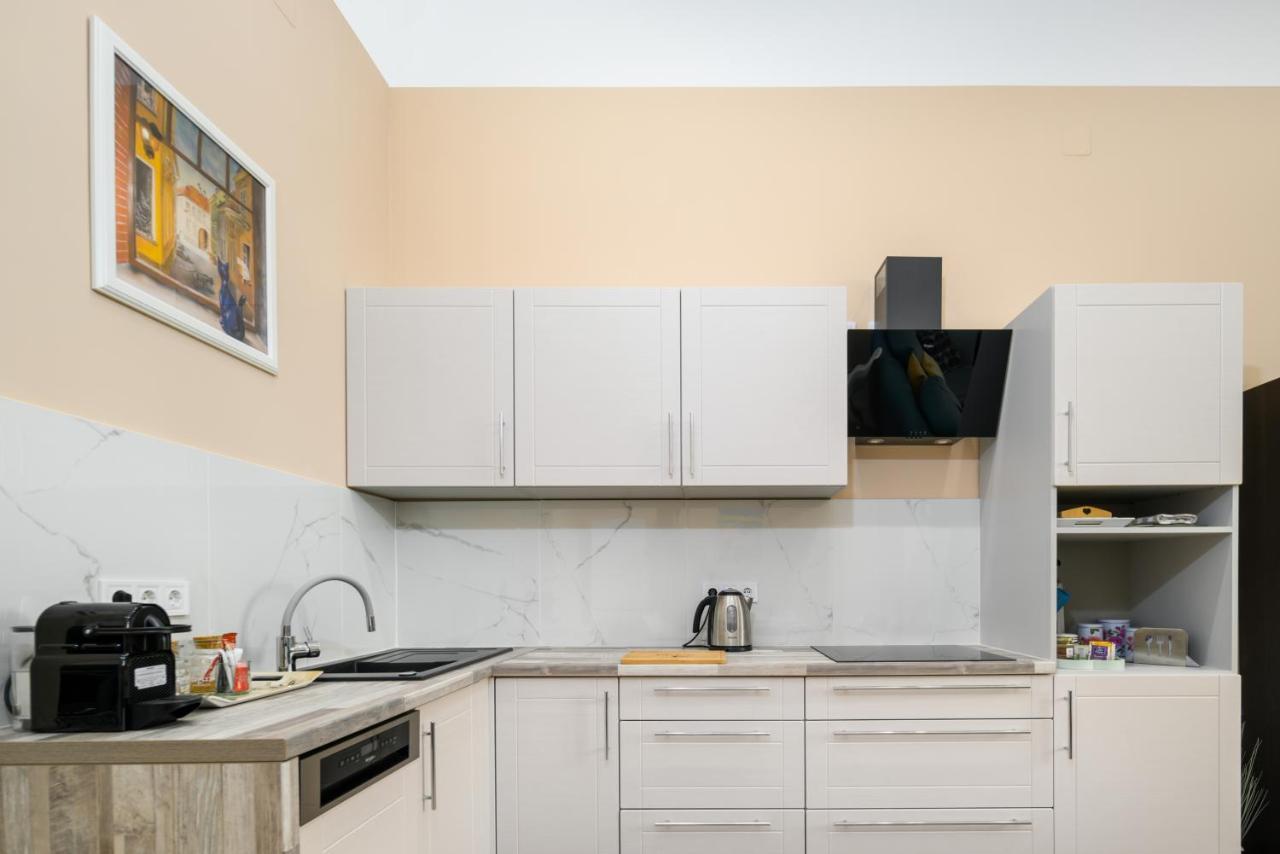 Ja18 Downtown Pearl - 2 Bedroom Apartment Budapest Exterior foto