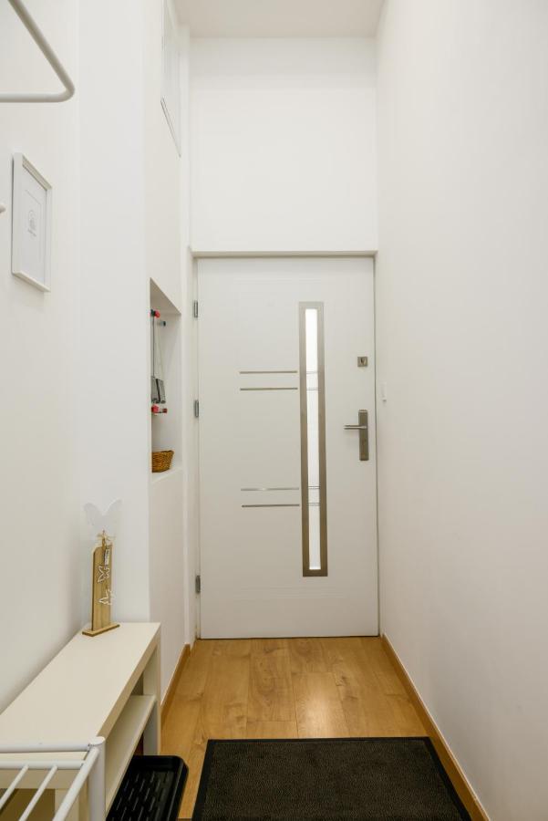 Ja18 Downtown Pearl - 2 Bedroom Apartment Budapest Exterior foto